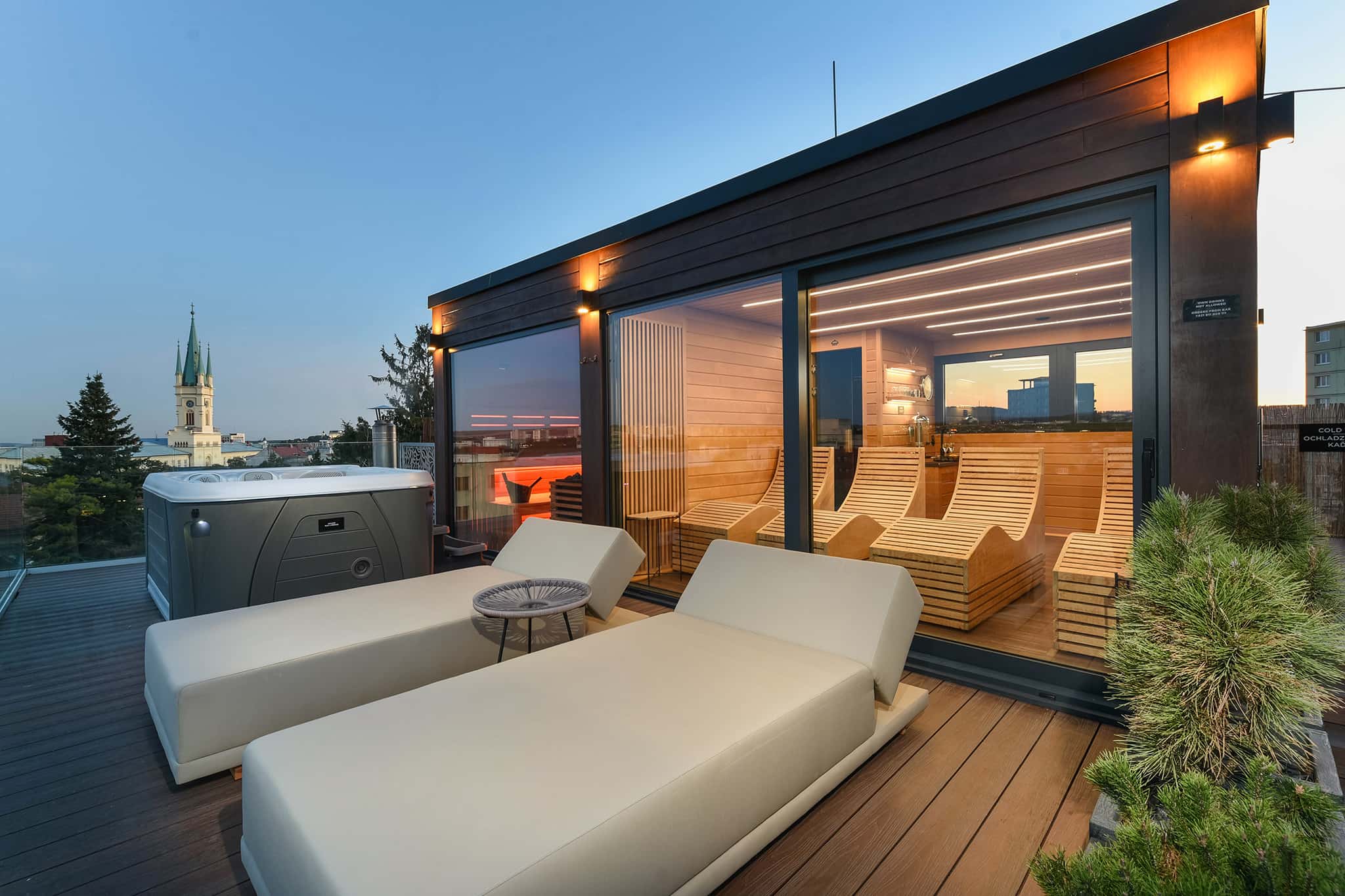 H11 Rooftop Wellness
